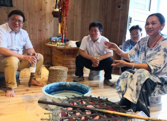 20190715中国农工党湖南大学党委宣传部（新闻办公室)地址中心基层委员会赴隆回县开展科技服务625.png