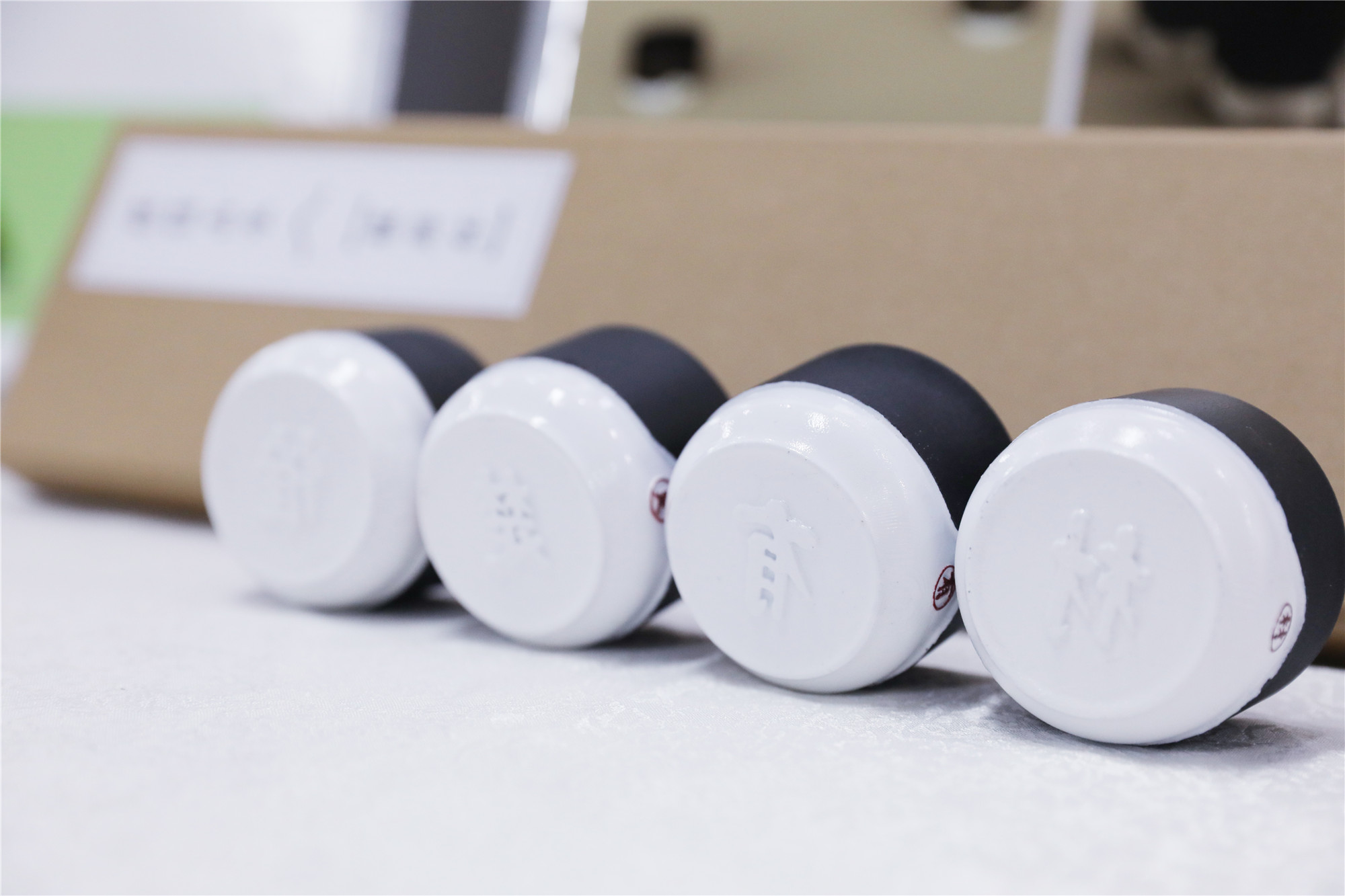 IMG_9715 楼植山水系列 书院楹联杯副本.jpg